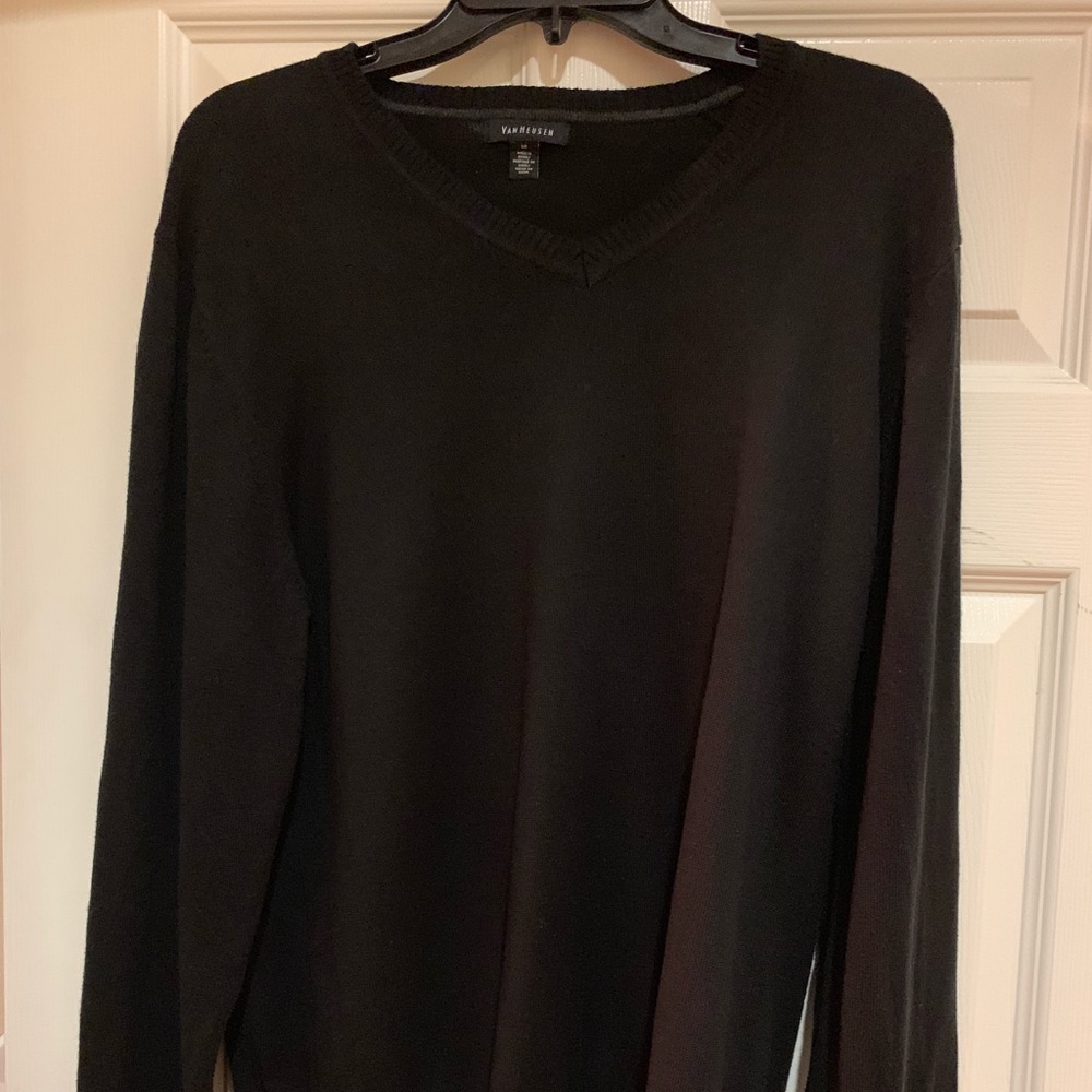 MENS VANHEUSEN SWEATER- BLACK SIZE-M